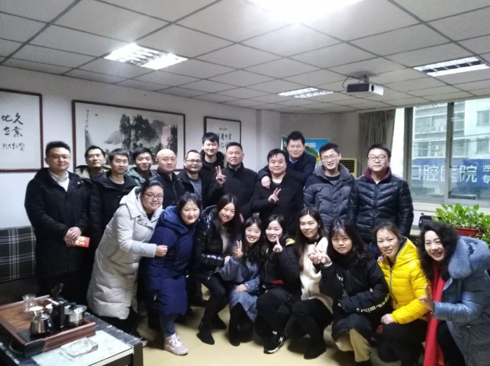 天恒儀器全體員工 天恒儀器全體員工